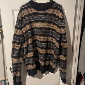 Tommy Hilfiger 3X ugly sweater very comfortable and warm. Multicolor.